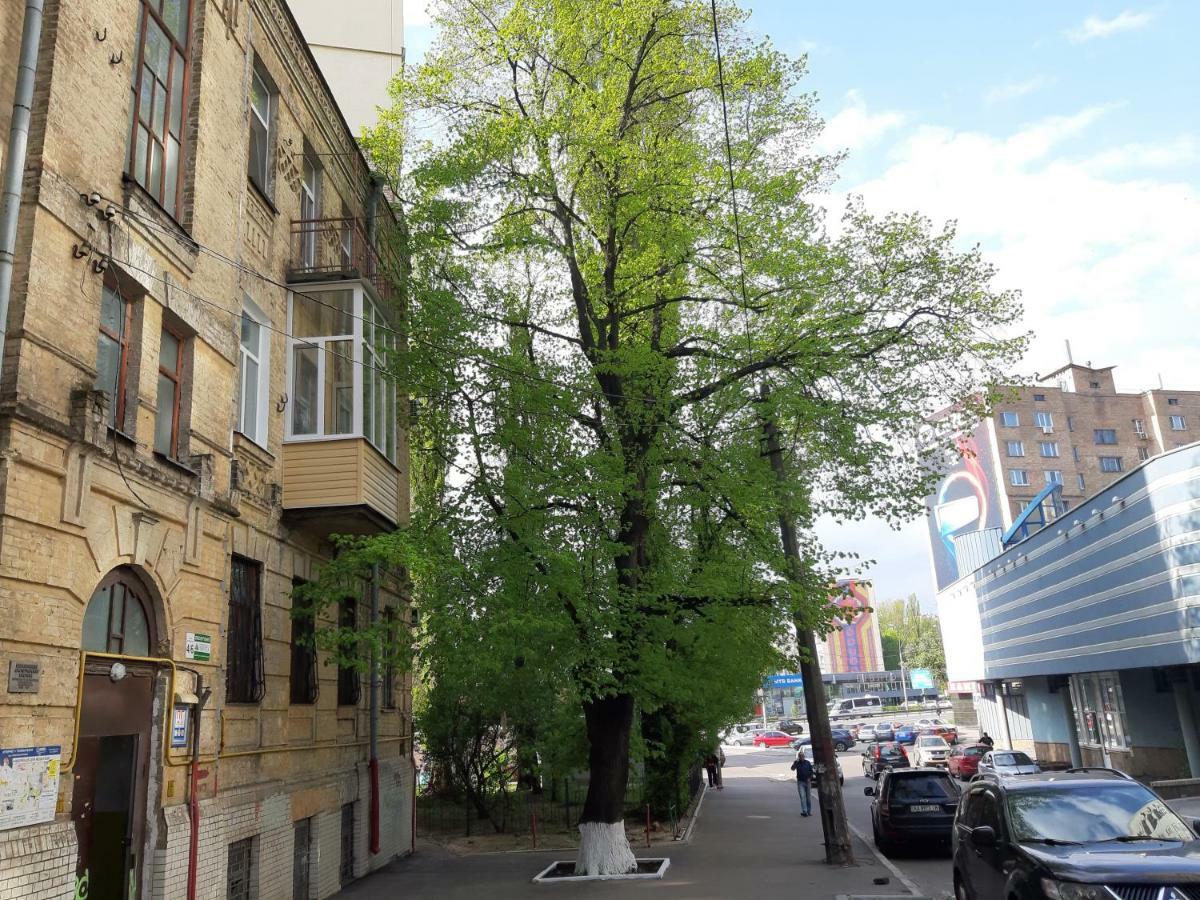 1 Stop From Railway Station Lägenhet Kiev Exteriör bild